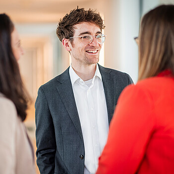 REDEKER SELLNER DAHS